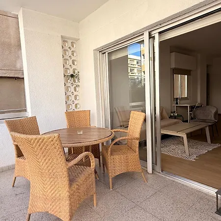 Апартаменти Mimosa Flat Cente 2bdr Нікосія
